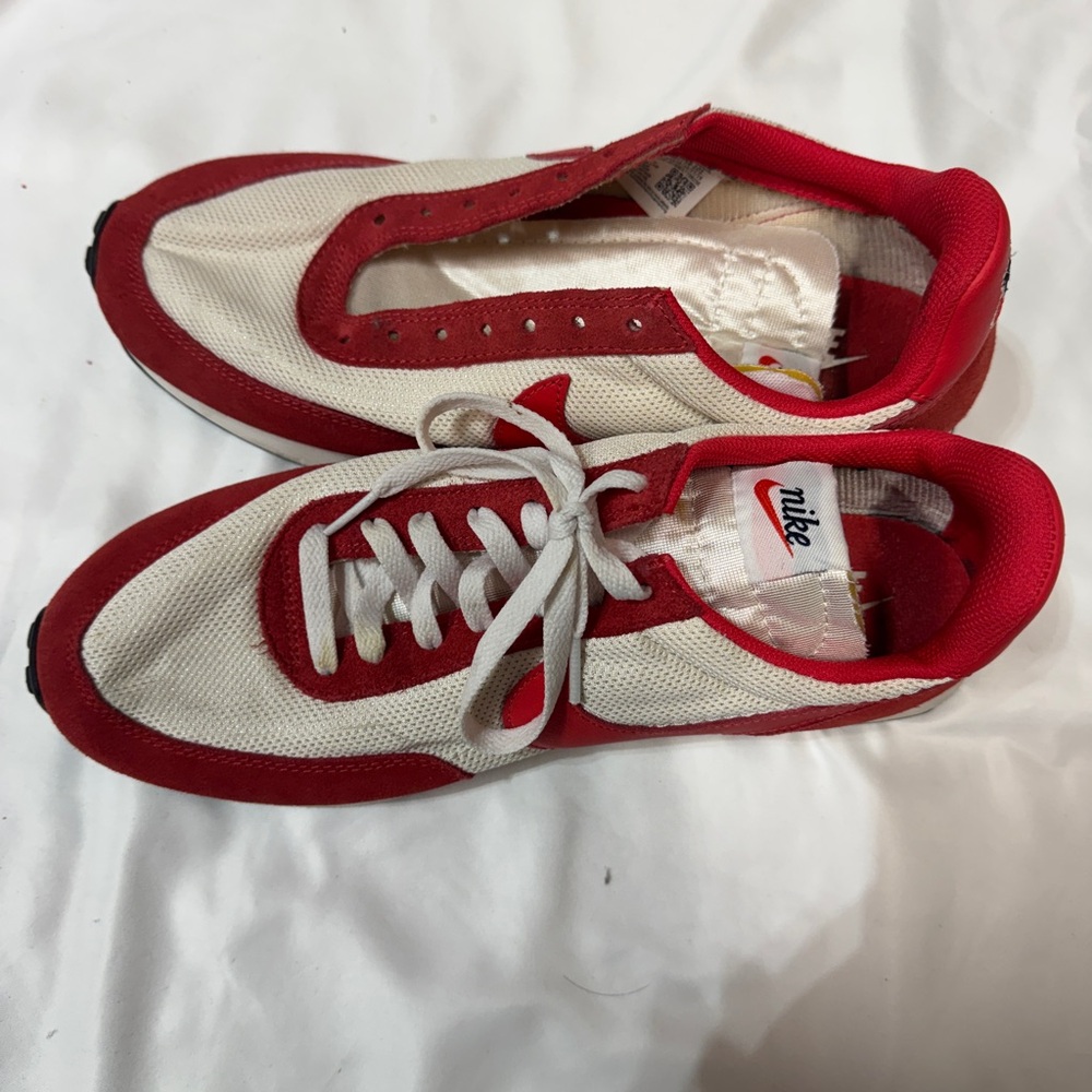 Nike Men’s Red and White Low-Profile Retro Sneakers - Picture 4 of 5
